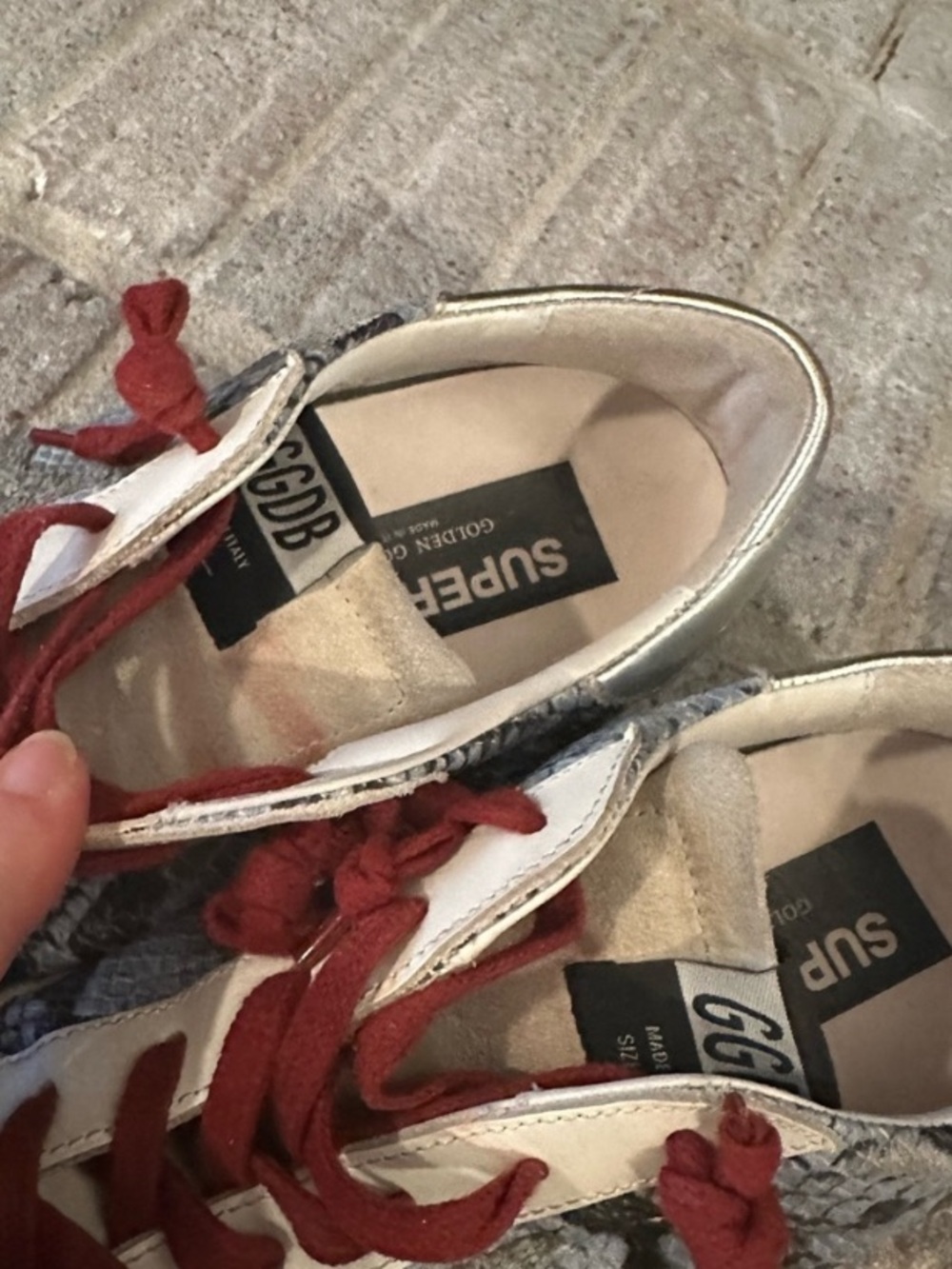 Golden Goose White and Red Low-Top Sneakers - Picture 5 of 7